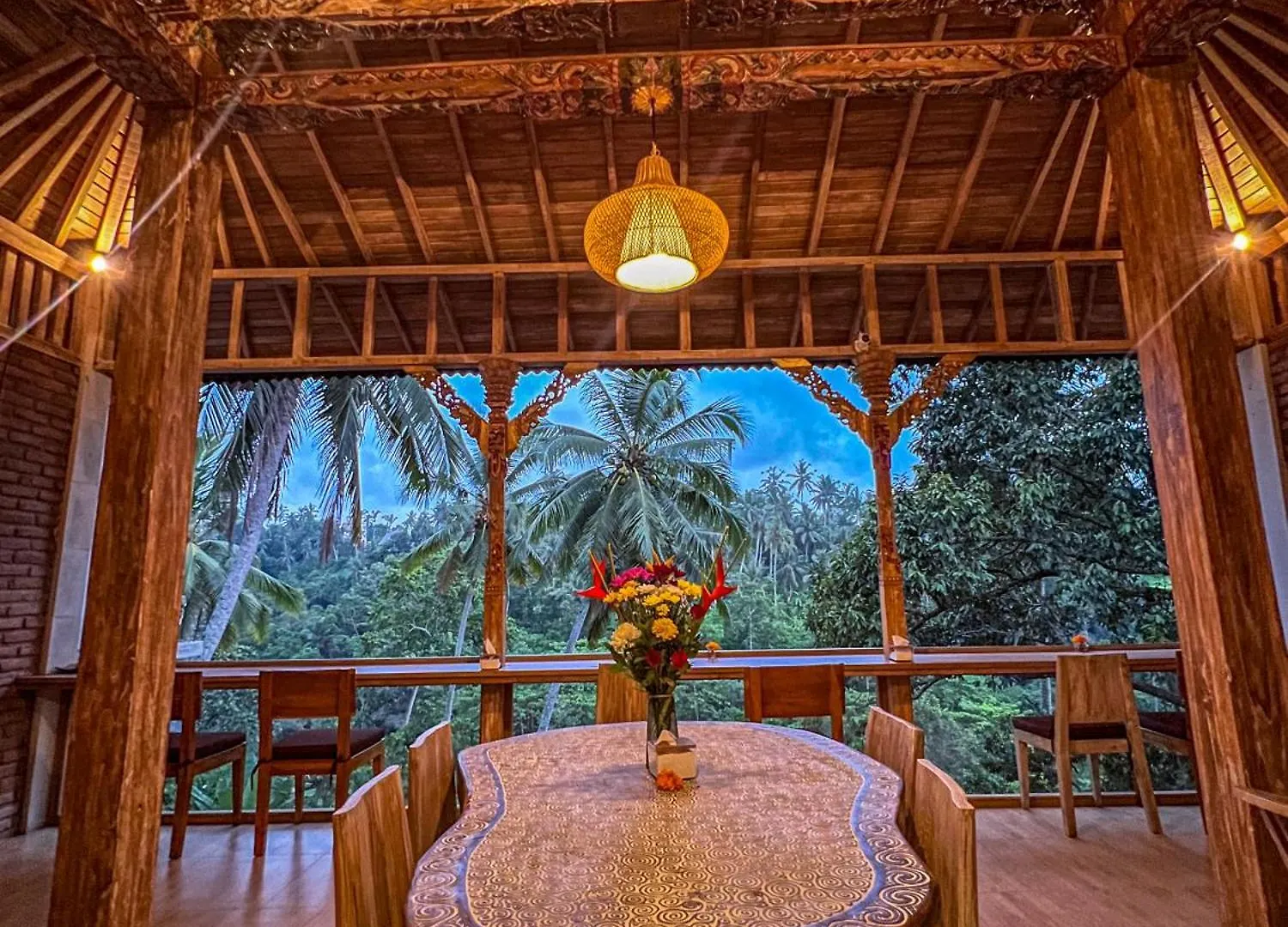 Made Punias Jungle Paradise Ubud  Indonesia