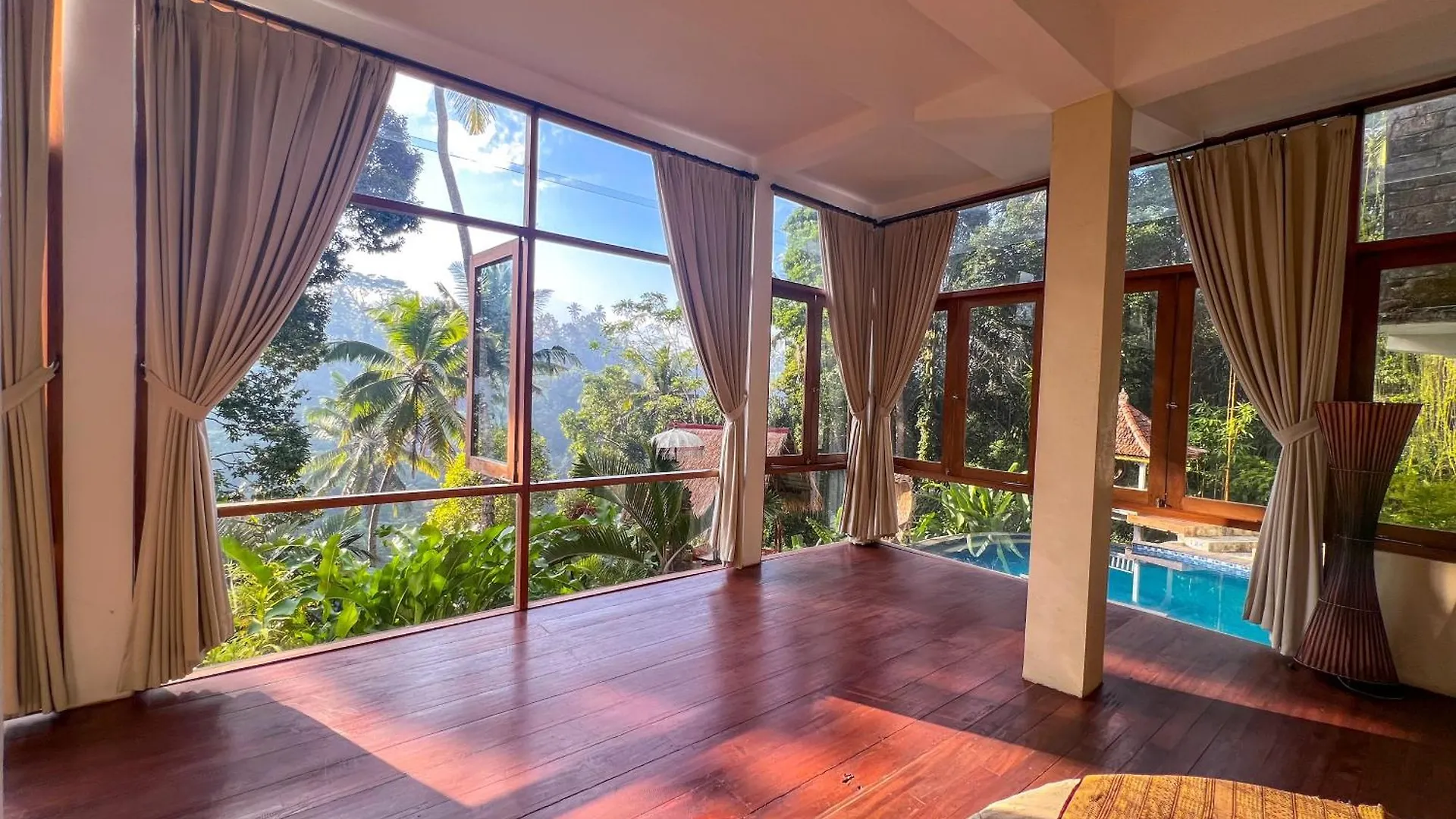 Made Punias Jungle Paradise Ubud  Indonesia