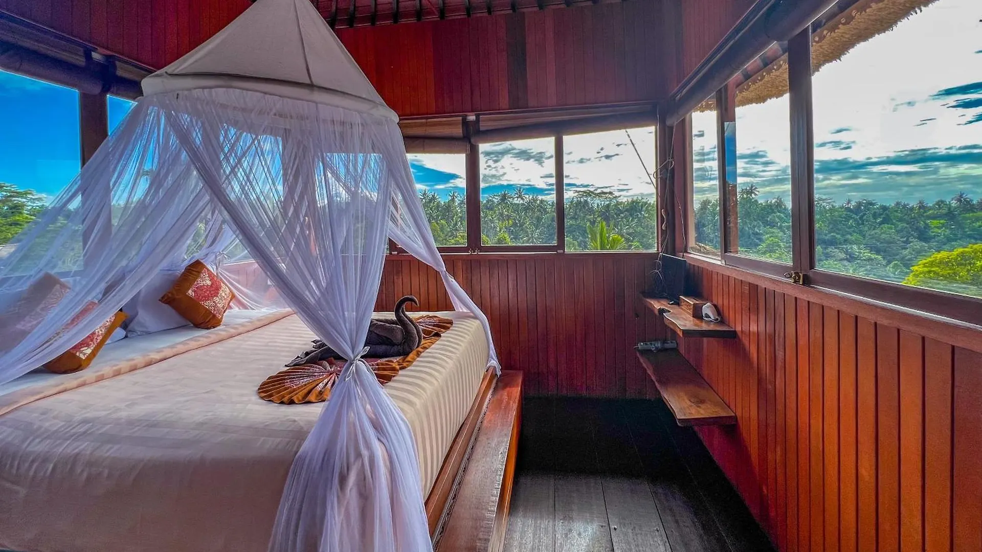 Aparthotel Made Punias Jungle Paradise Ubud  Indonesia